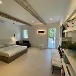 Due Di Tutto Apartamento *