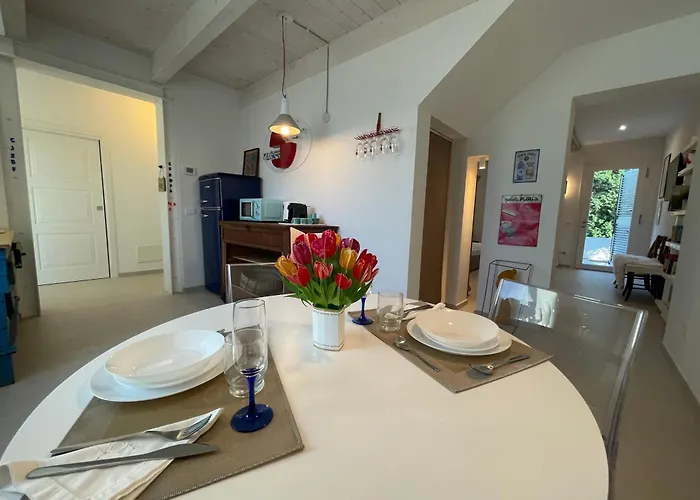 Lägenhet Due Di Tutto Ferrara