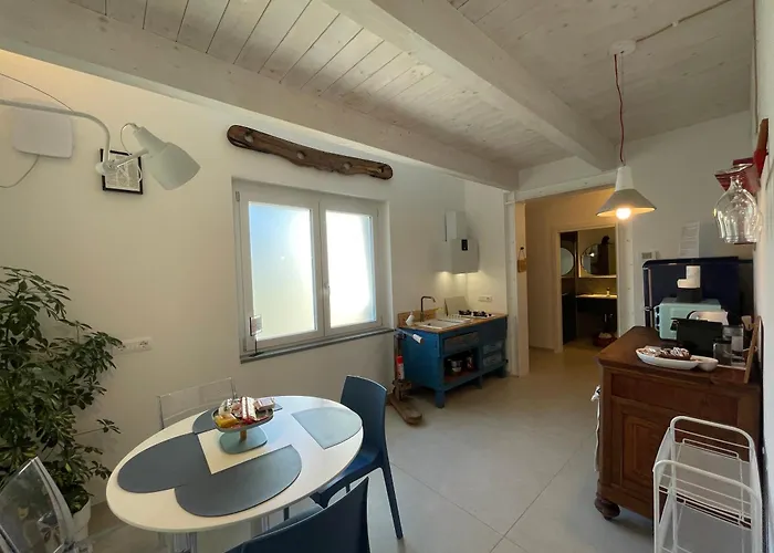 Due Di Tutto Daire Ferrara